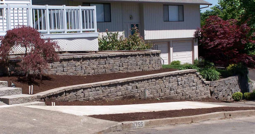 slide_retaining-walls_02 - Terra-Sol Landscaping